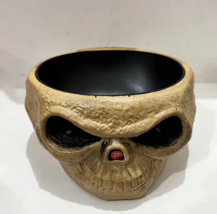 Horrorosa Dulcera Led De Cráneo Con Mano Espeluznante