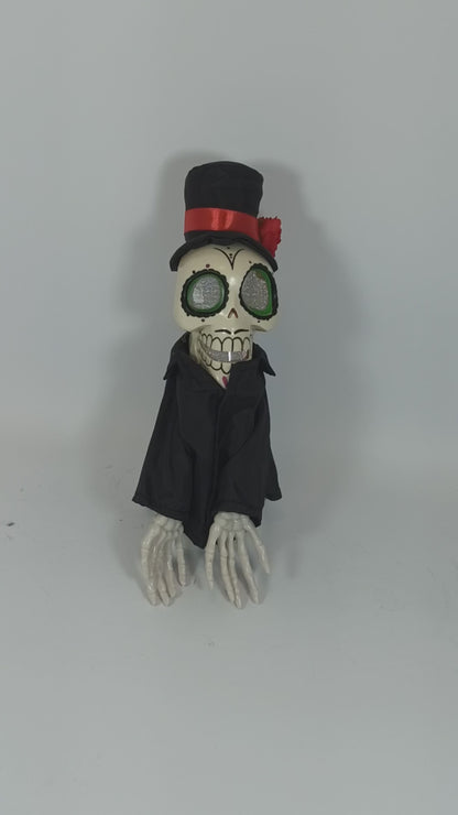Novio calavera negra Parlante (Repite lo que dices)